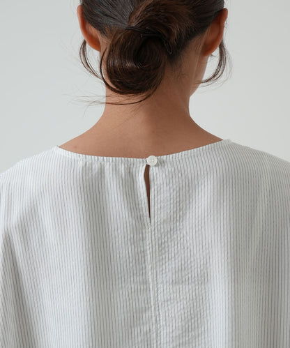 ★《Scheduled to arrive April 28》Gathered panel pullover