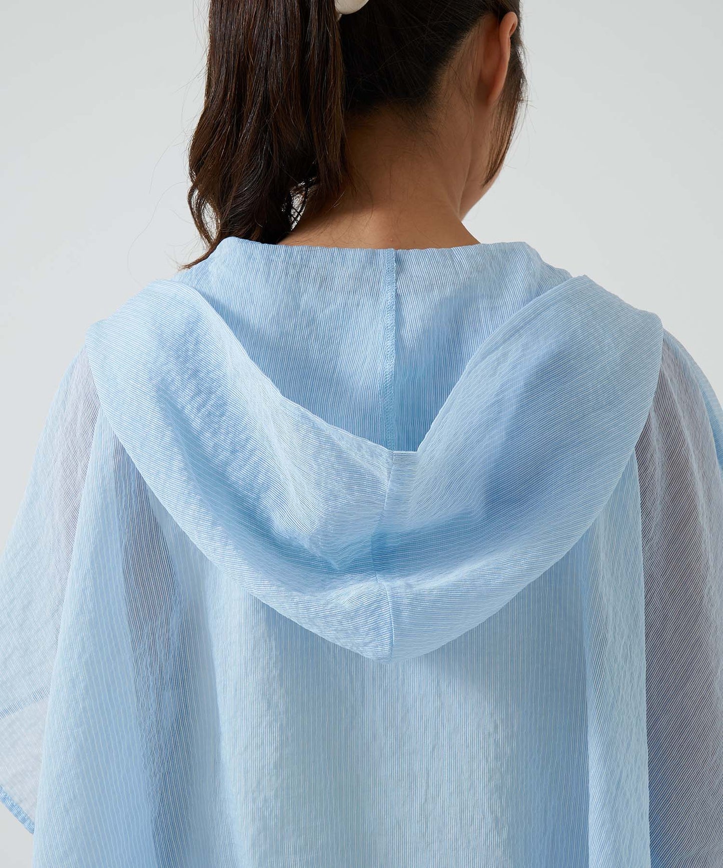 ★《Scheduled to arrive April 27》Hood multi-button sheer short-sleeve shirt