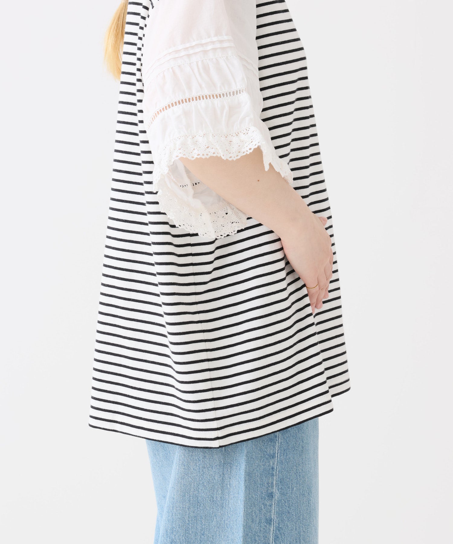 《近日発売》袖レース切替Tシャツ