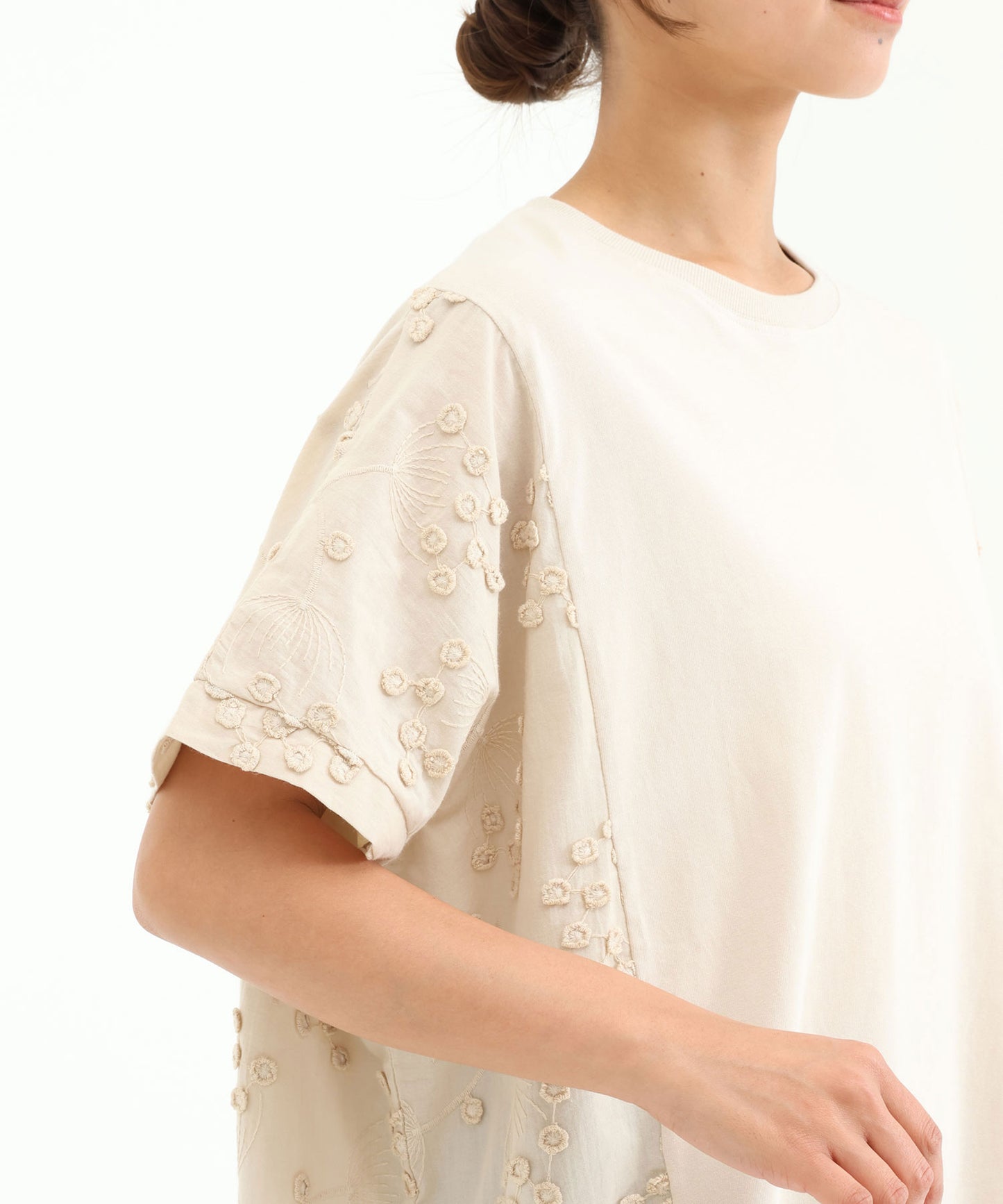 《7月17日発売》3D刺繍切替チュニック