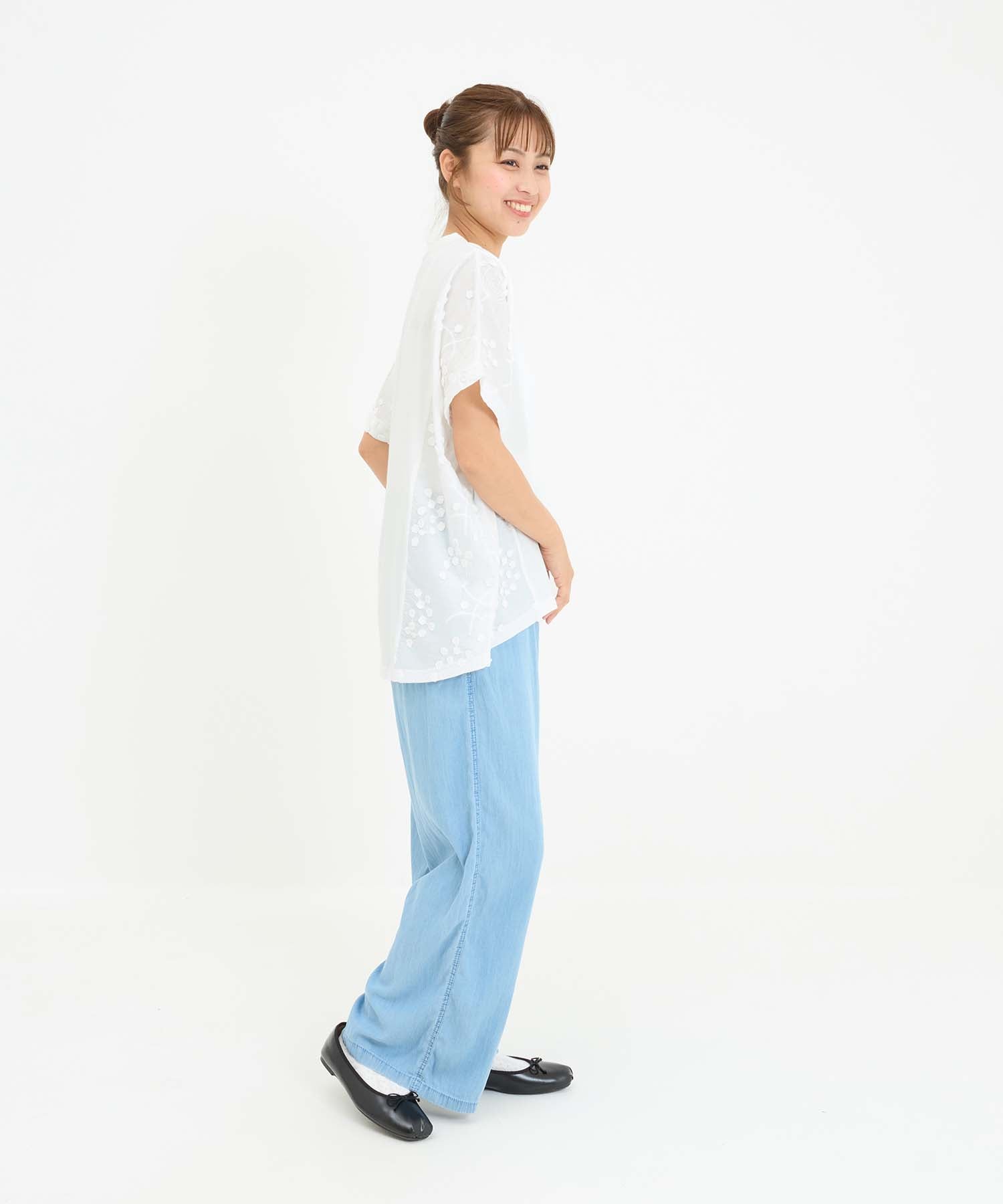 ホワイト / 162cm / FREE