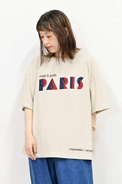 ≪OUTLET SALE≫PARISプリント刺繍TEE