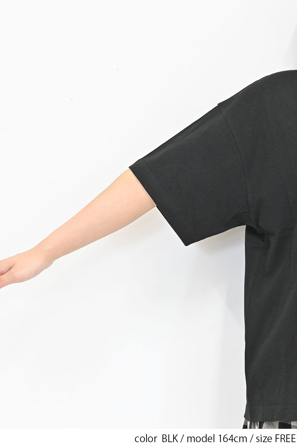 ≪OUTLET SALE≫PARISプリント刺繍TEE