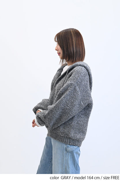 キーネックプルオーバー