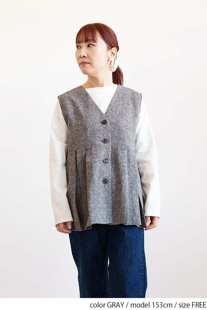 [WEB Exclusive] Summer Tweed Tuck Vest