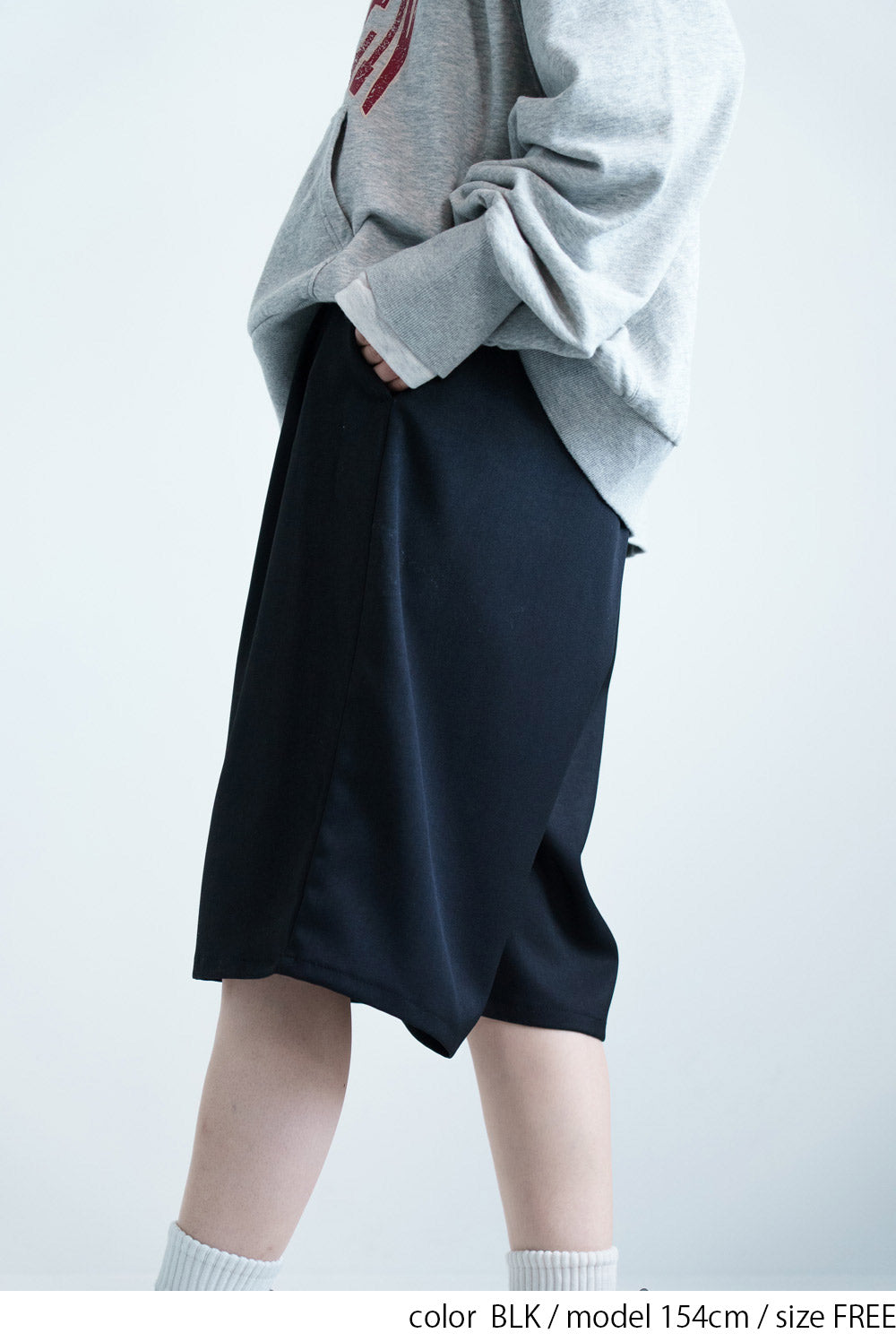 Tuck Half Pants