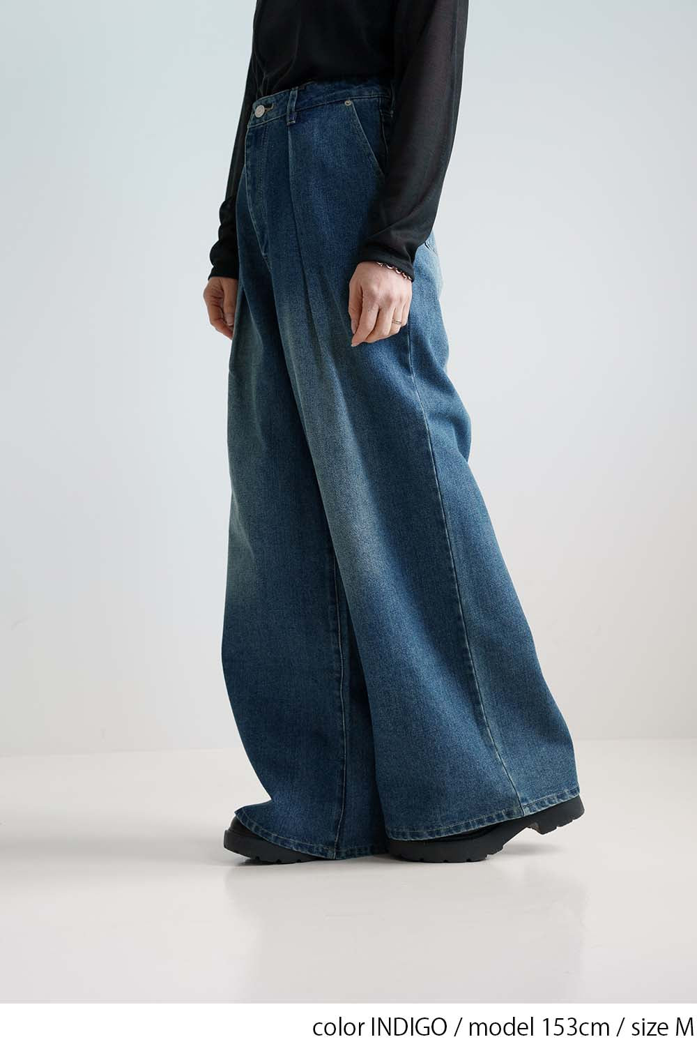 [SALE] Denim Tuck Wide Pants
