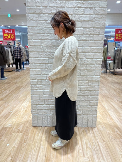 裾ラウンドワッフルニットプルオーバー