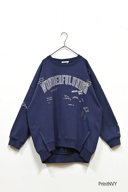 カレッジ色々刺繍ジップ付プルオーバー