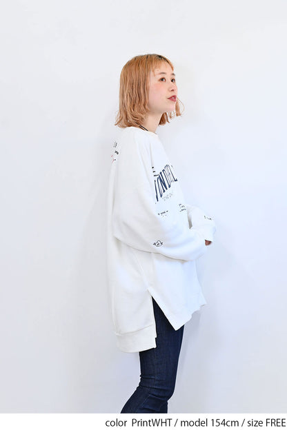 カレッジ色々刺繍ジップ付プルオーバー
