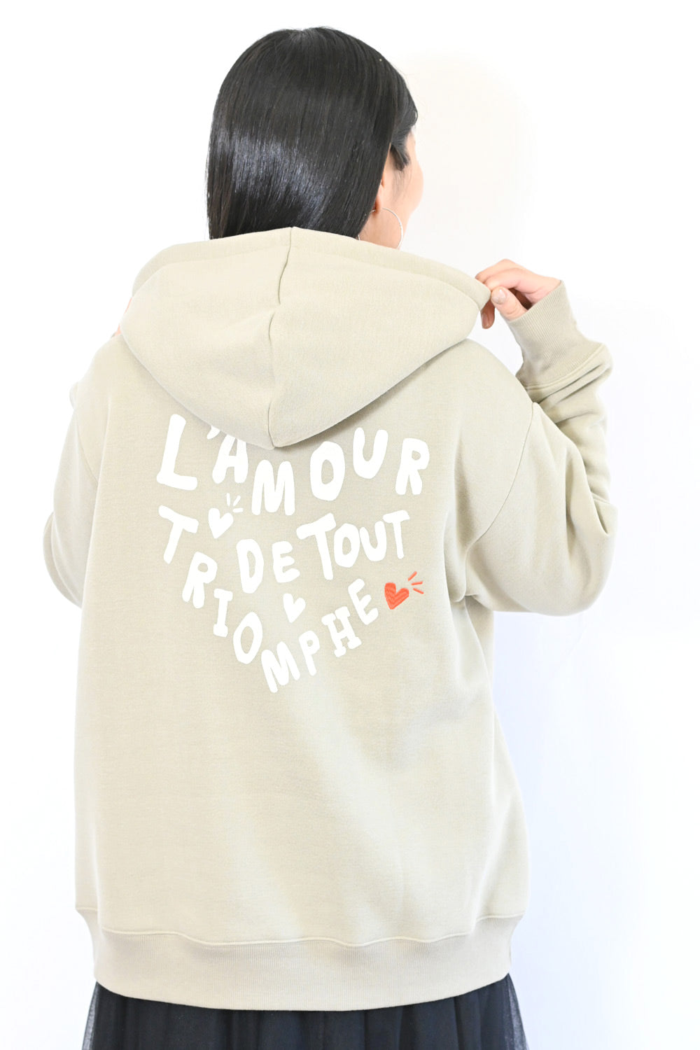 L'A MOUR 刺繍パーカー