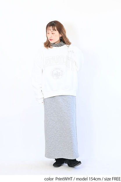 AFFABILITYカレッジ刺繍プルオーバー