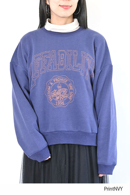 AFFABILITYカレッジ刺繍プルオーバー