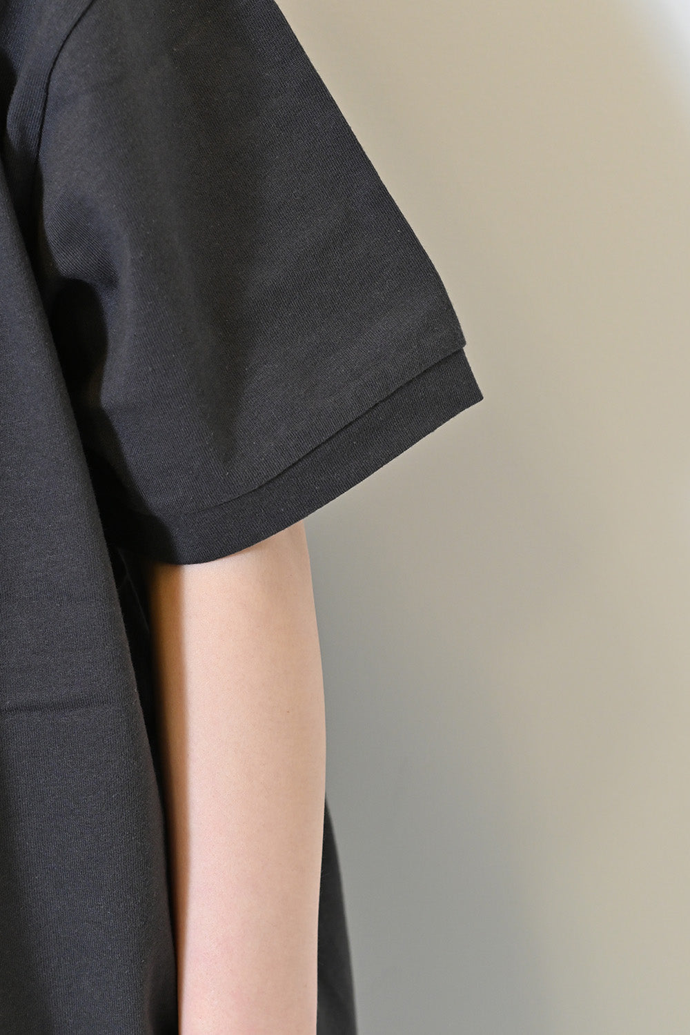 ≪SALE≫[Summer Lookbook Featured Item] Color Logo Print Tee