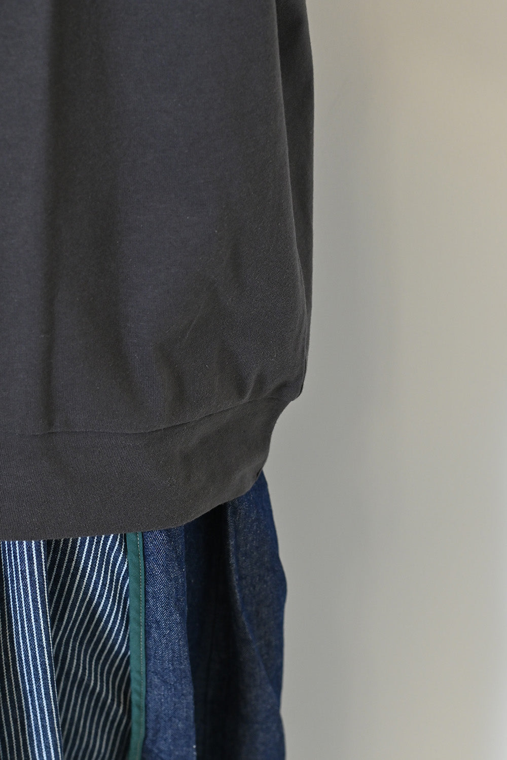 ≪SALE≫[Summer Lookbook Featured Item] Color Logo Print Tee