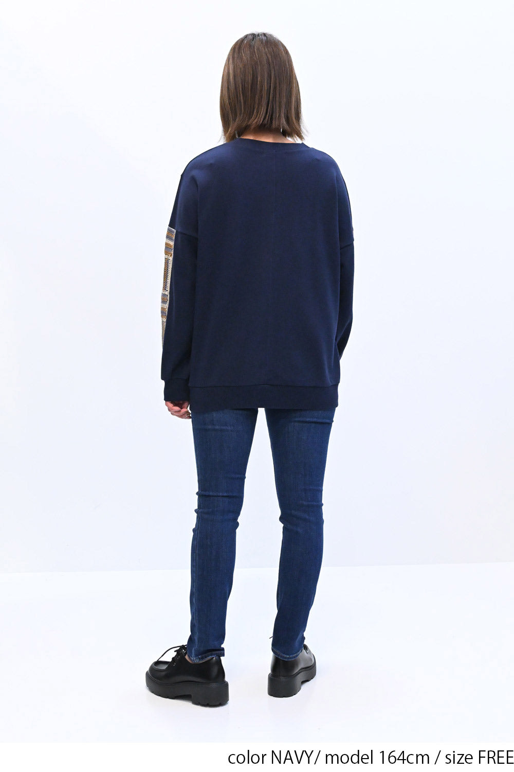 ≪SALE≫ Loose Tunic with Crochet Sleeve Fleece