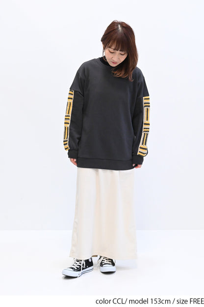 ≪SALE≫ Loose Tunic with Crochet Sleeve Fleece