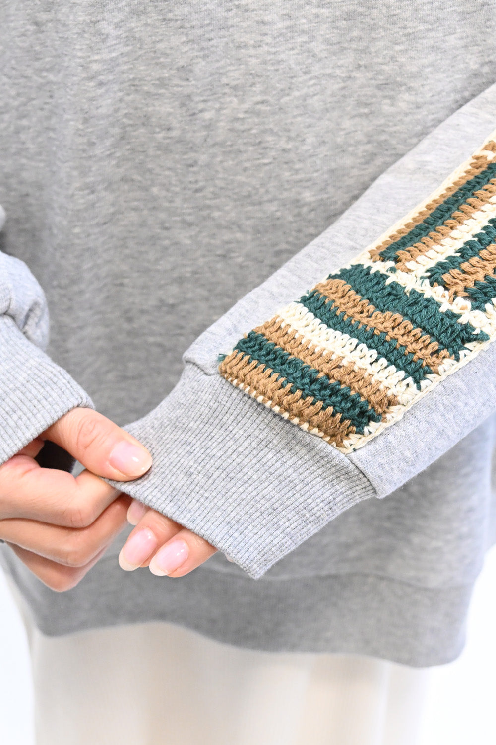 ≪SALE≫ Loose Tunic with Crochet Sleeve Fleece