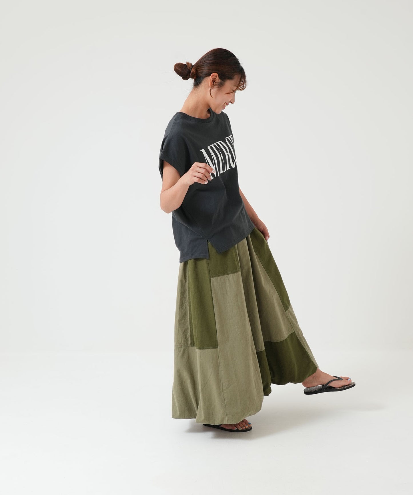 《6月1日入荷予定》BIGロゴコクーンT