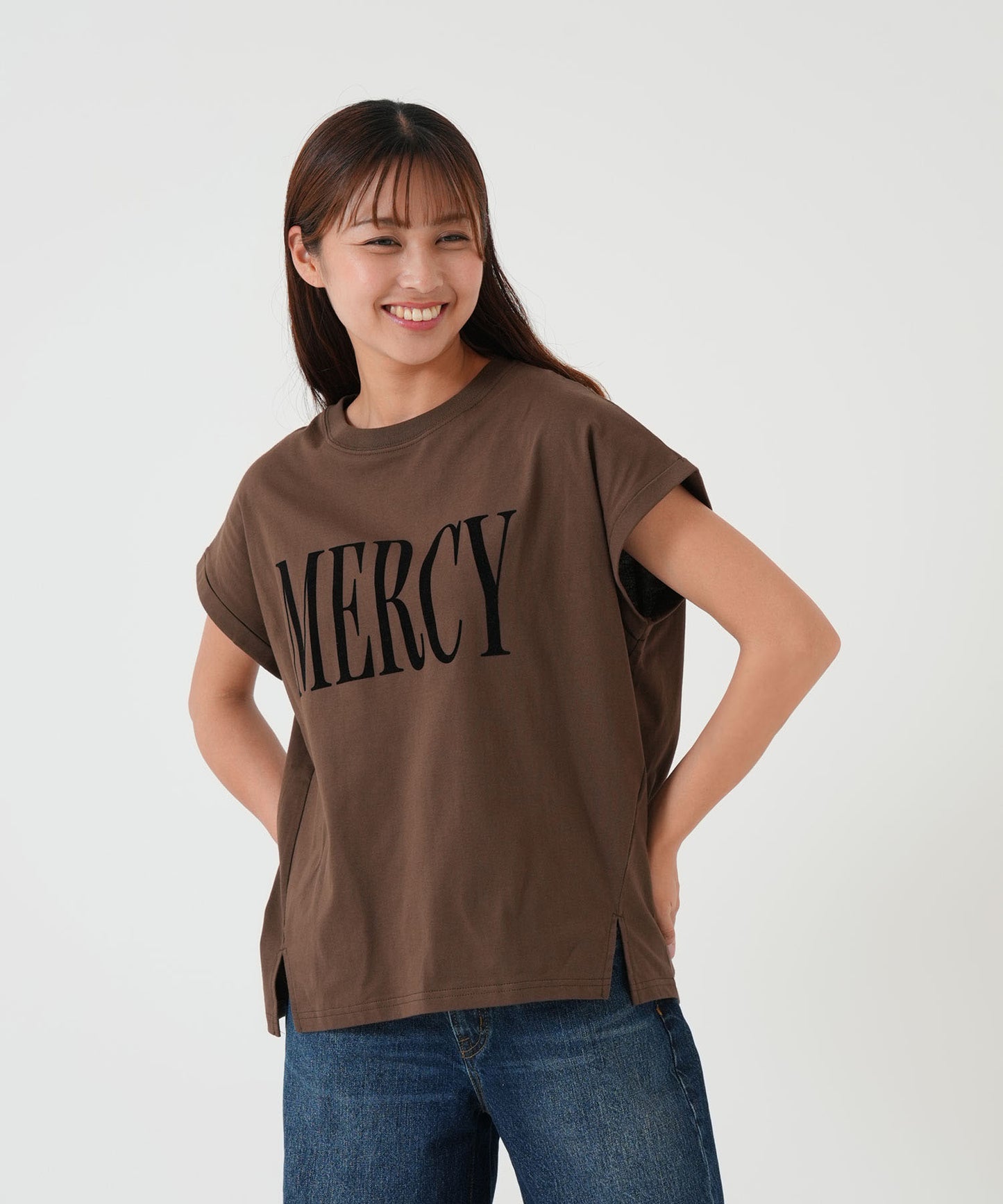 《6月1日入荷予定》BIGロゴコクーンT