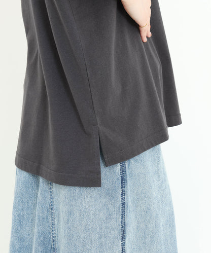 《7月15日発売》ロゴ刺繍Tee