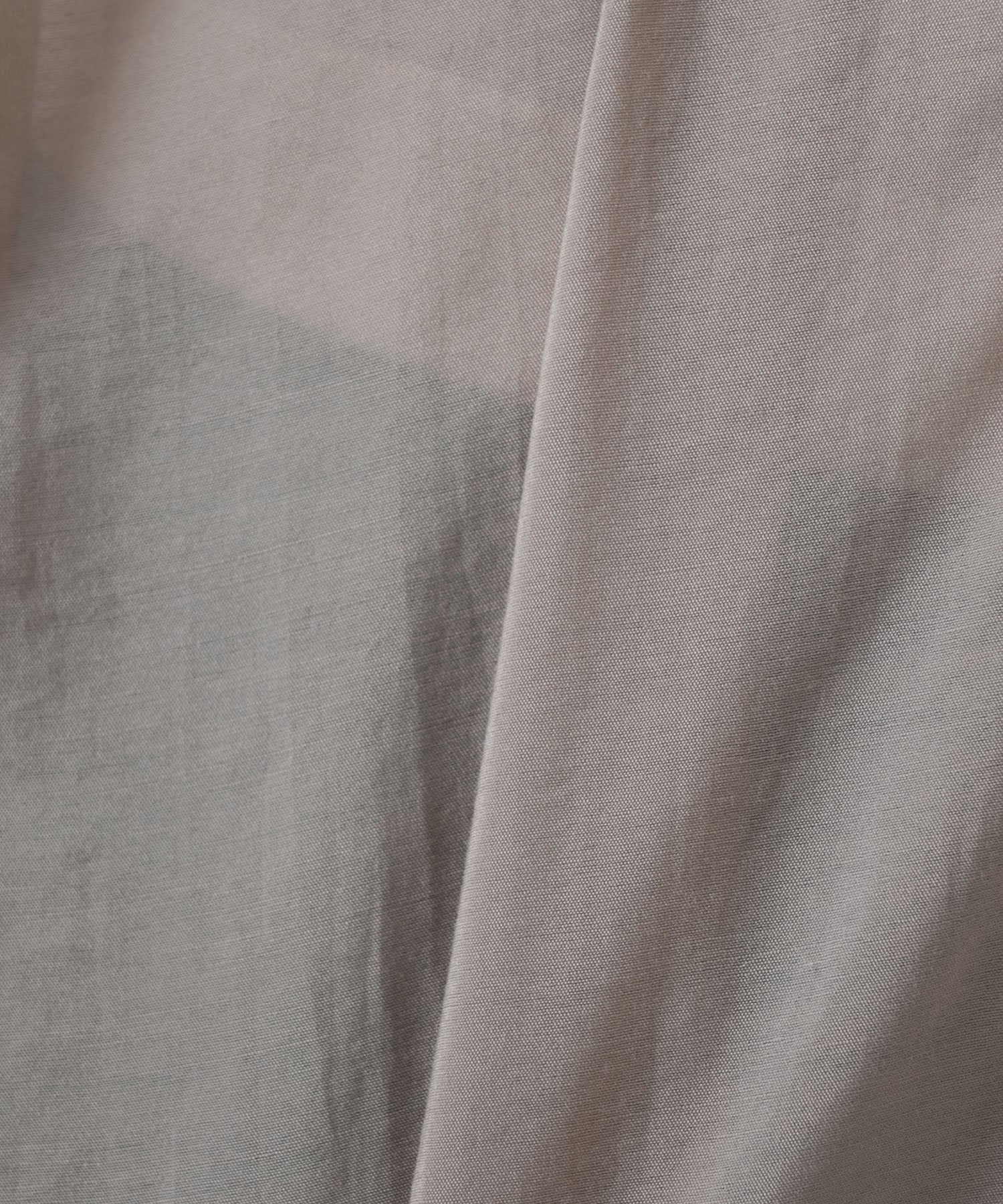 Color-contrast stitch sheer shirt