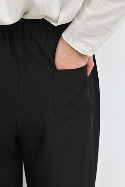 レーヨン混タックパンツ