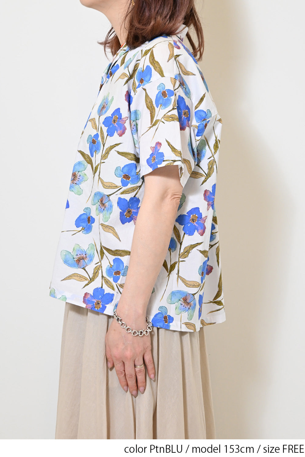 水彩花開襟シャツ