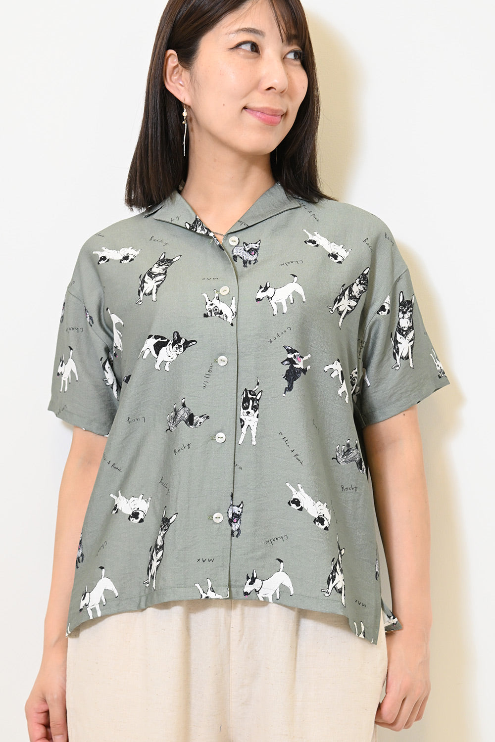 イヌ図鑑総柄シャツ