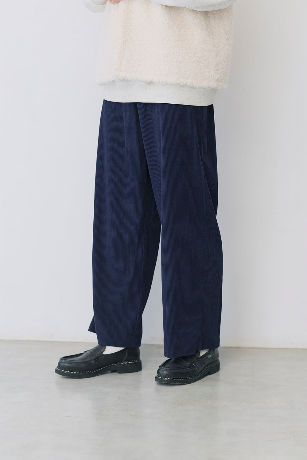 カットコーデュロイイージーカーブパンツ