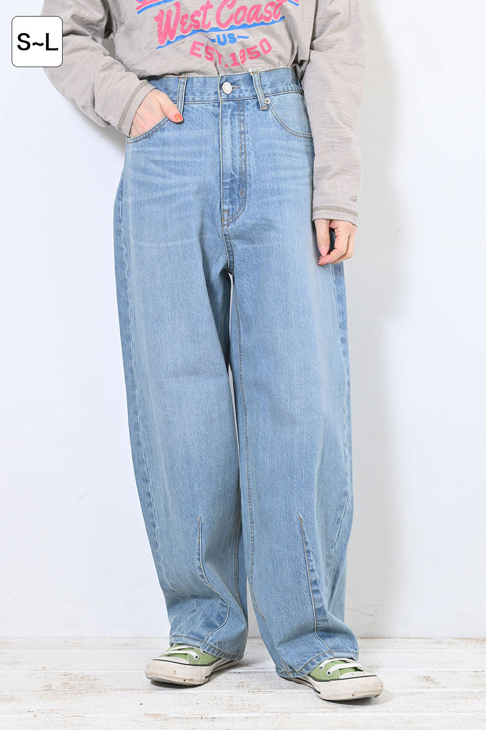 イージーカーブデニムパンツ