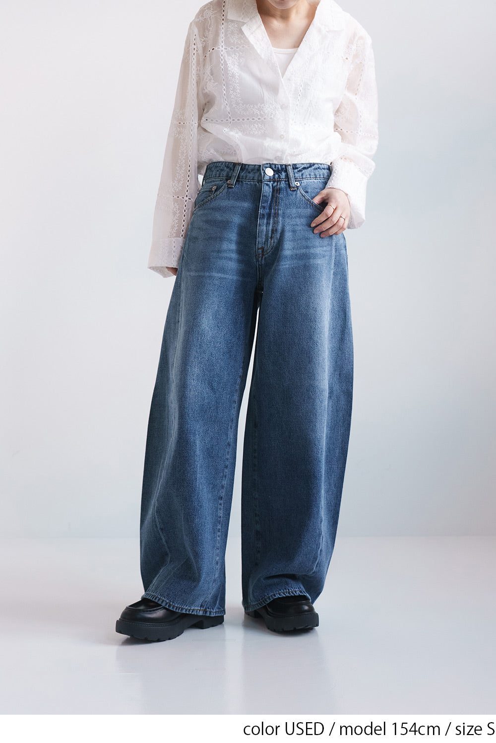 ワイドバレルパンツ