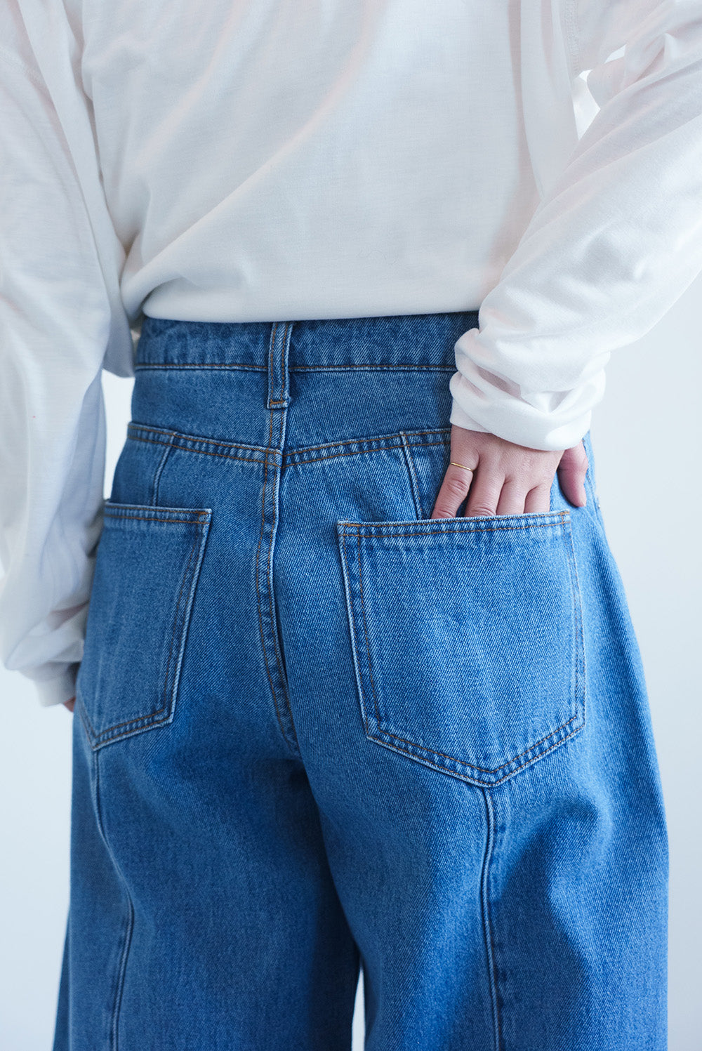 切り替えバギーデニムパンツ
