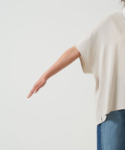 《Coming soon》Textured satin dolman cardigan