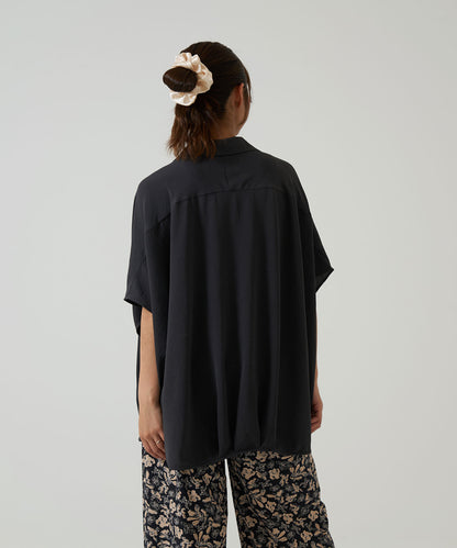 《Coming soon》Textured satin hem tuck front-open tunic