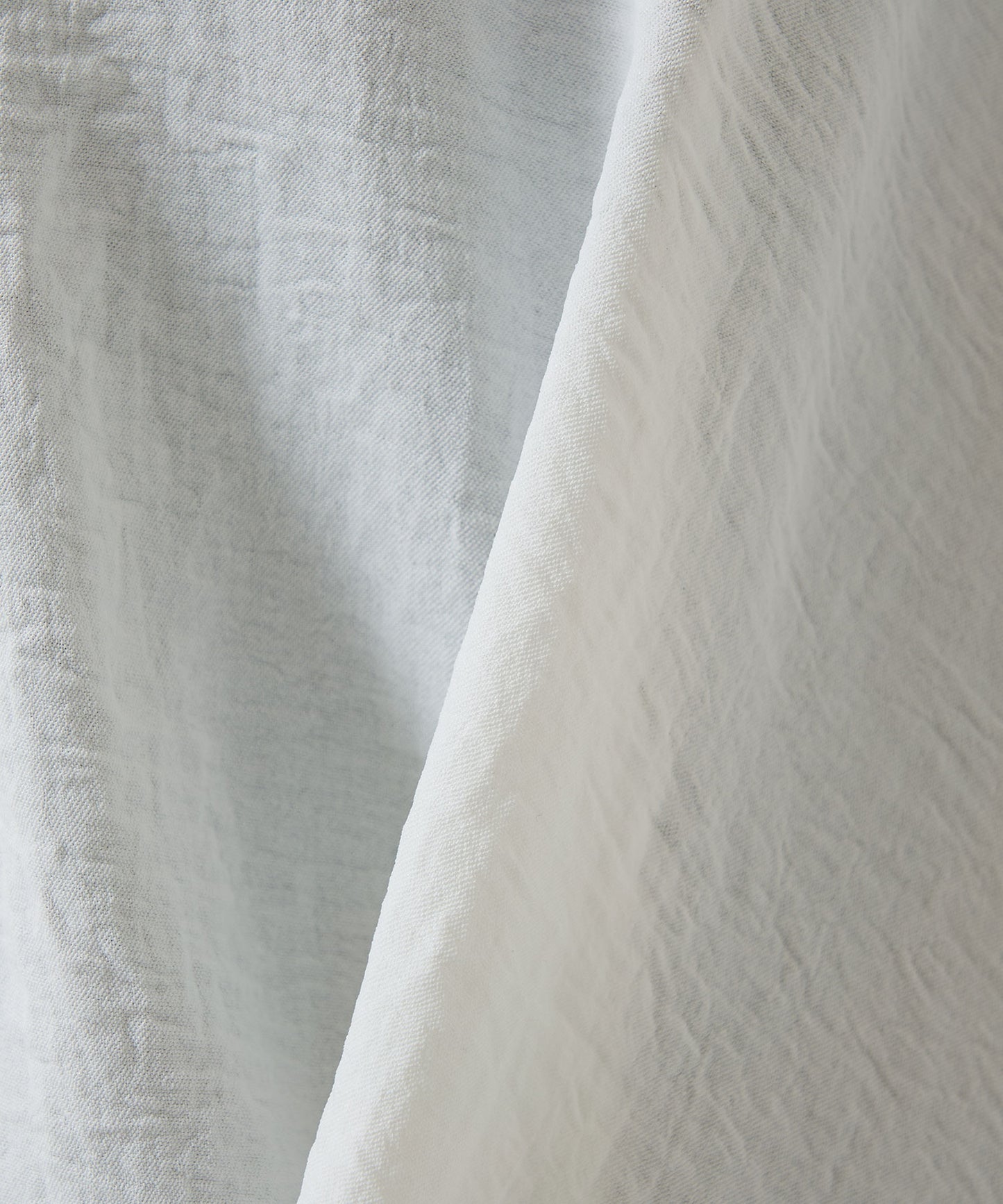 《Coming soon》Textured satin hem tuck front-open tunic