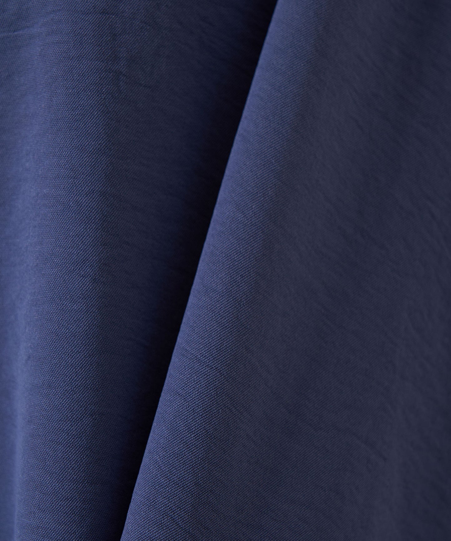 《Coming soon》Textured satin hem tuck front-open tunic