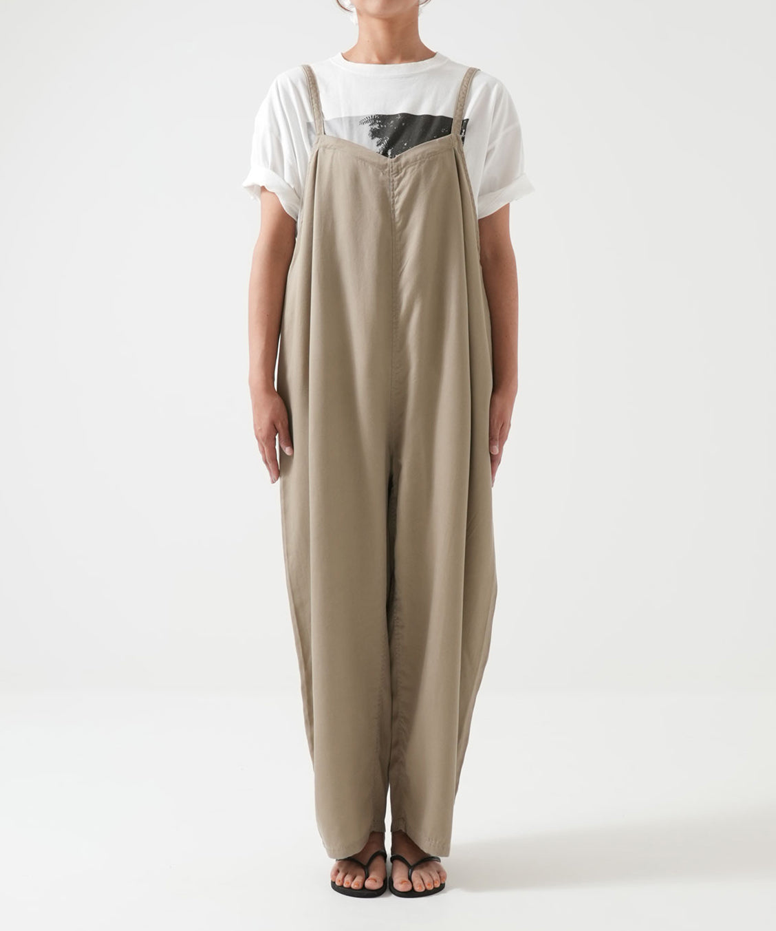 サロペットパンツ