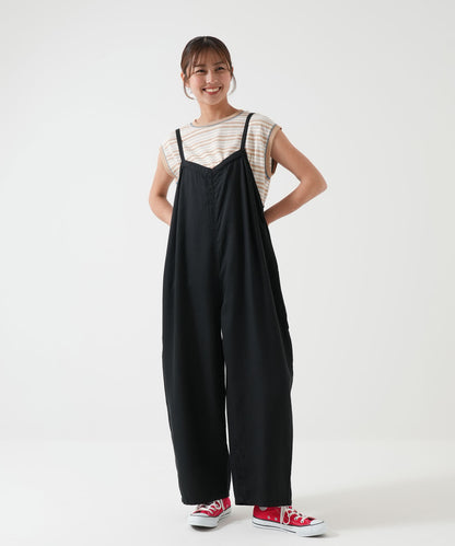 サロペットパンツ