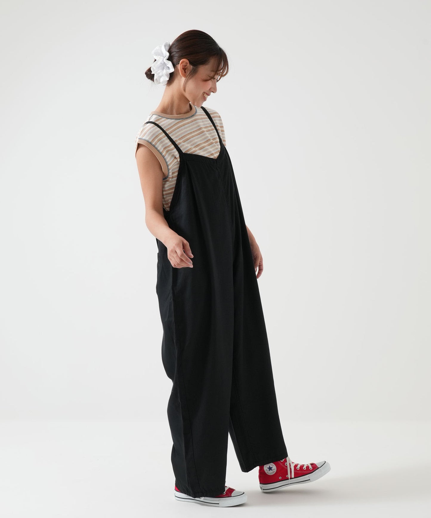 サロペットパンツ