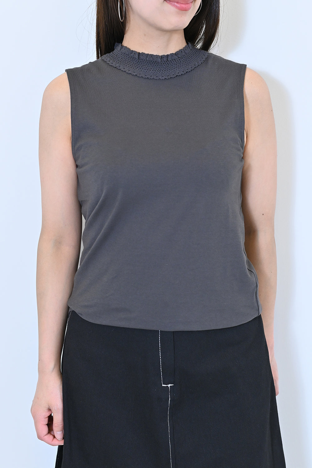 ≪SALE≫シャーリングレースタンク