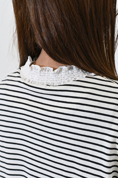刺繍レース襟シャーリングフレンチ袖②