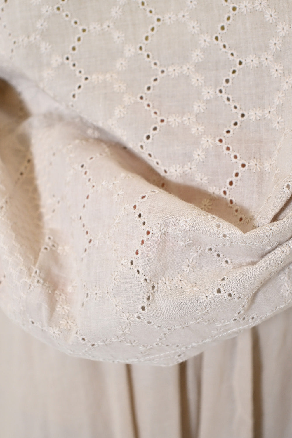 ≪OUTLET SALE≫ Lace Panel Loose Pullover