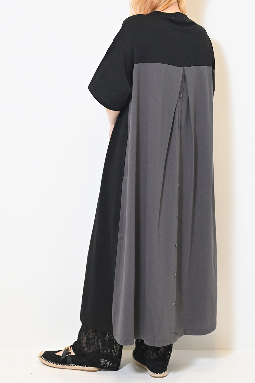 ≪SALE≫ Back Shine Switch Dress