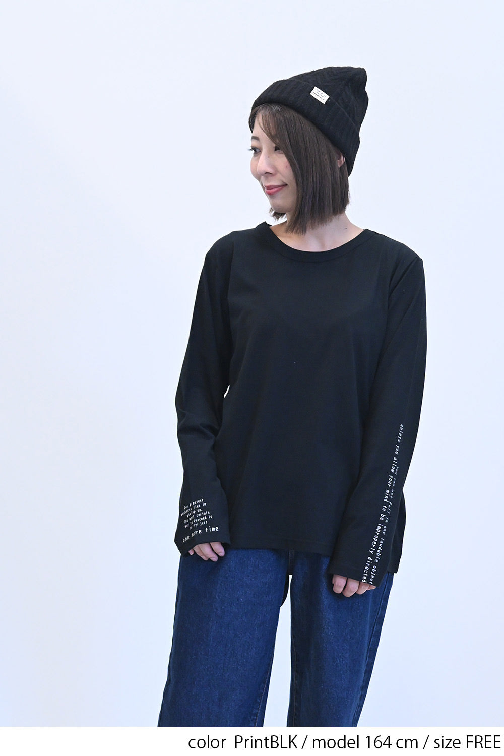 ≪SALE≫ Sleeve Logo Long Sleeve Tee