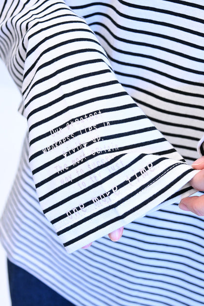 ≪SALE≫ Sleeve Logo Long Sleeve Tee
