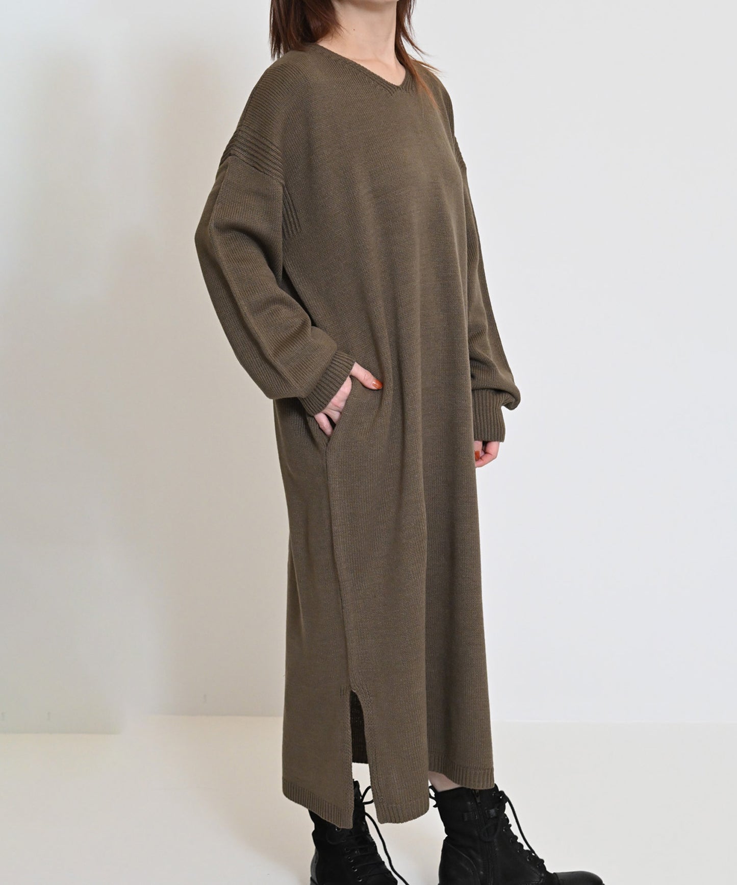 ≪SALE≫ V-Neck Knit Dress