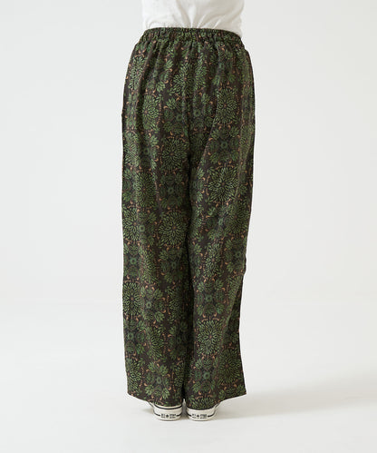 Easy Botanical Pattern Wide Pants