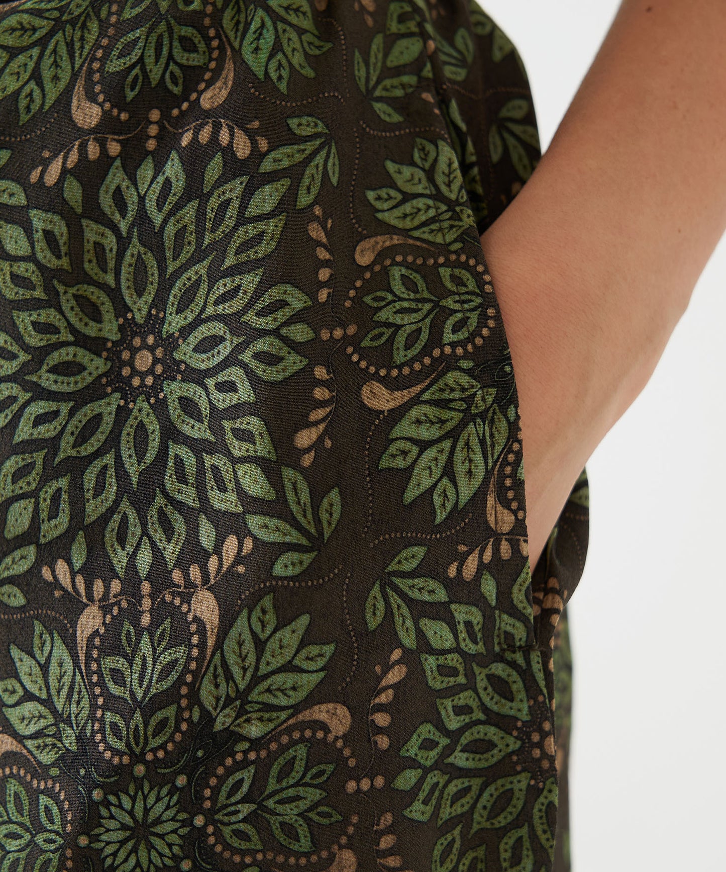 Easy Botanical Pattern Wide Pants