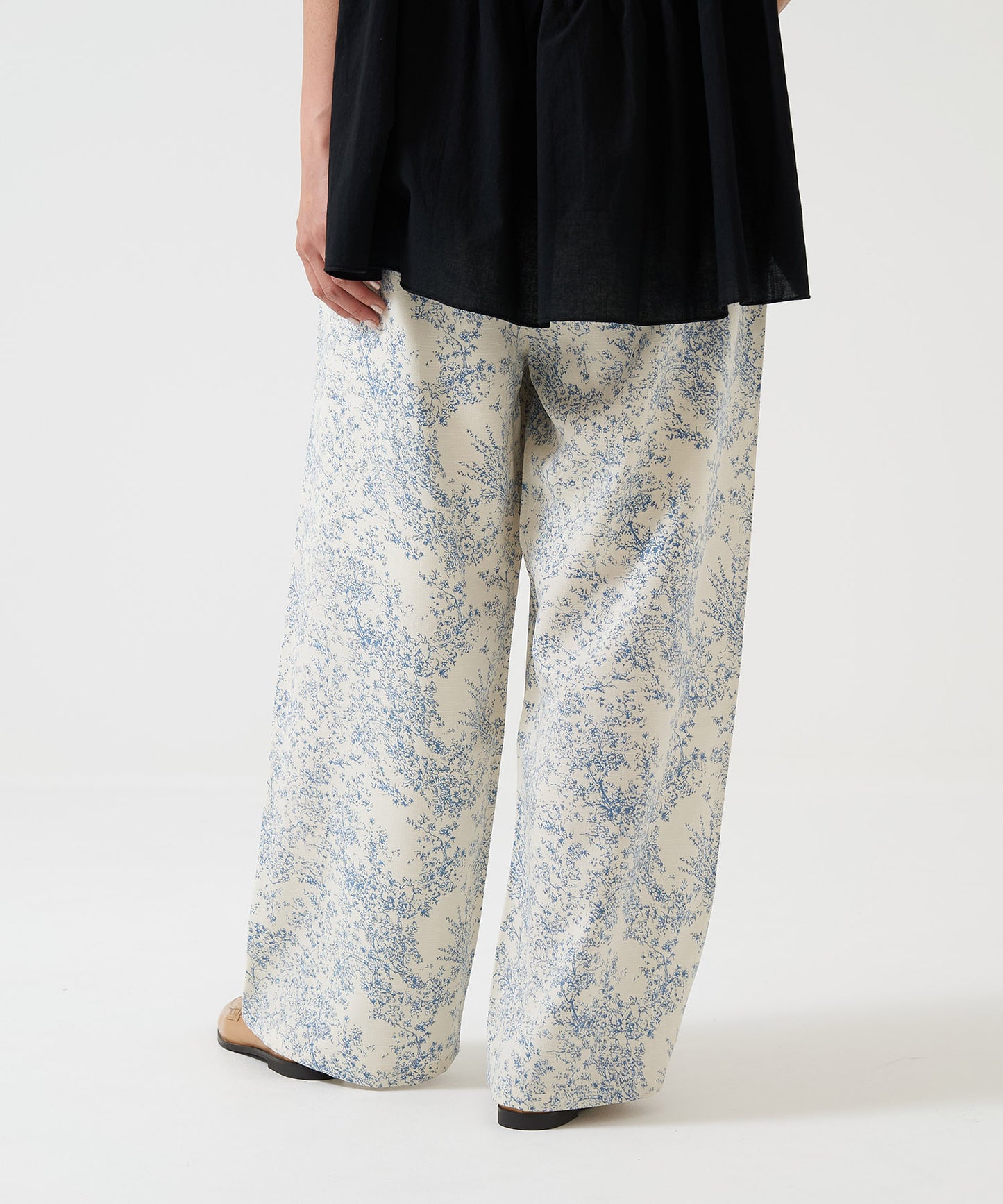 Easy Pattern Wide Pants